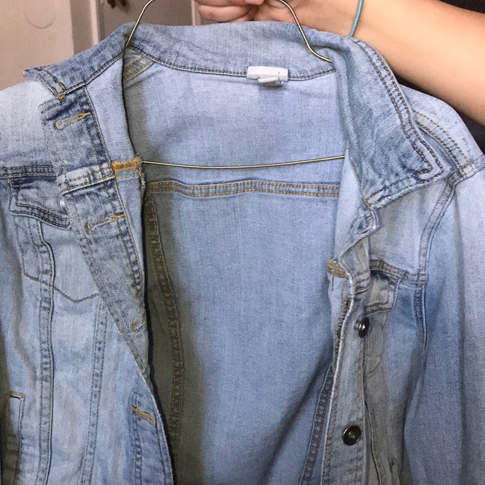 Light blue jean jacket! Size small!